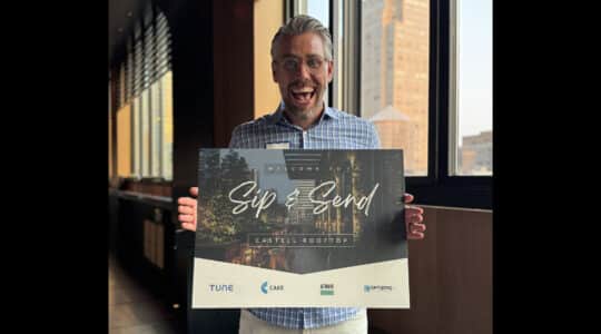 Garth Harris at Sip & Send happy hour during ASE25